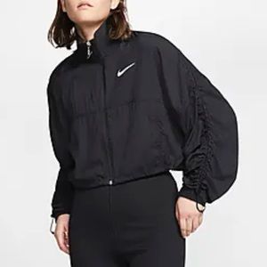 Nike cropped windbreaker